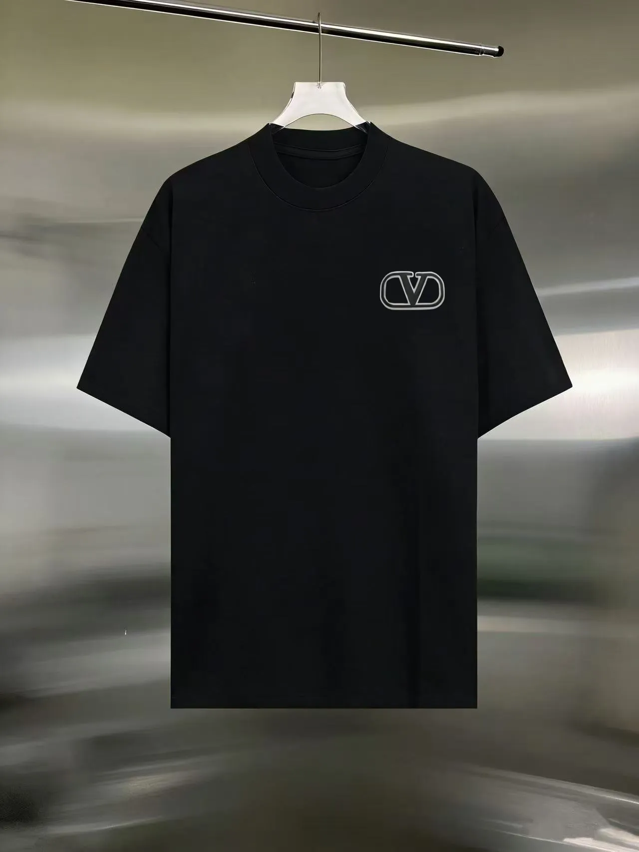 ：Valentino / T ：300 100% ：320 ： ：White Black Gray Size：S M L XL Same Style